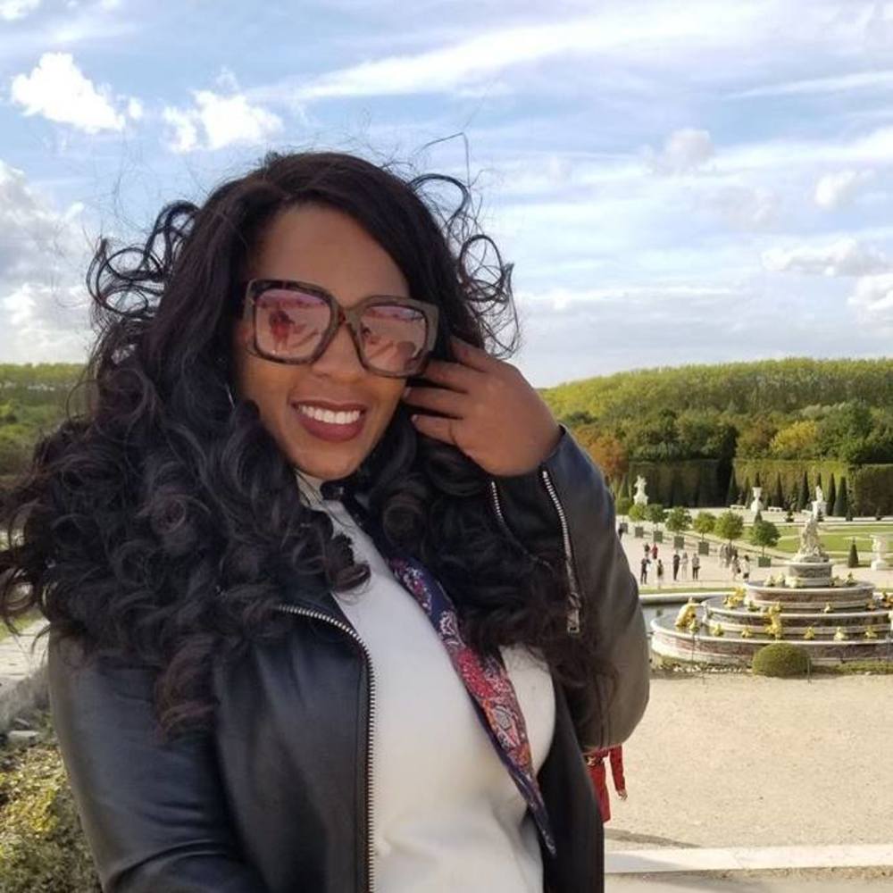 Meet your Posher, Sharema